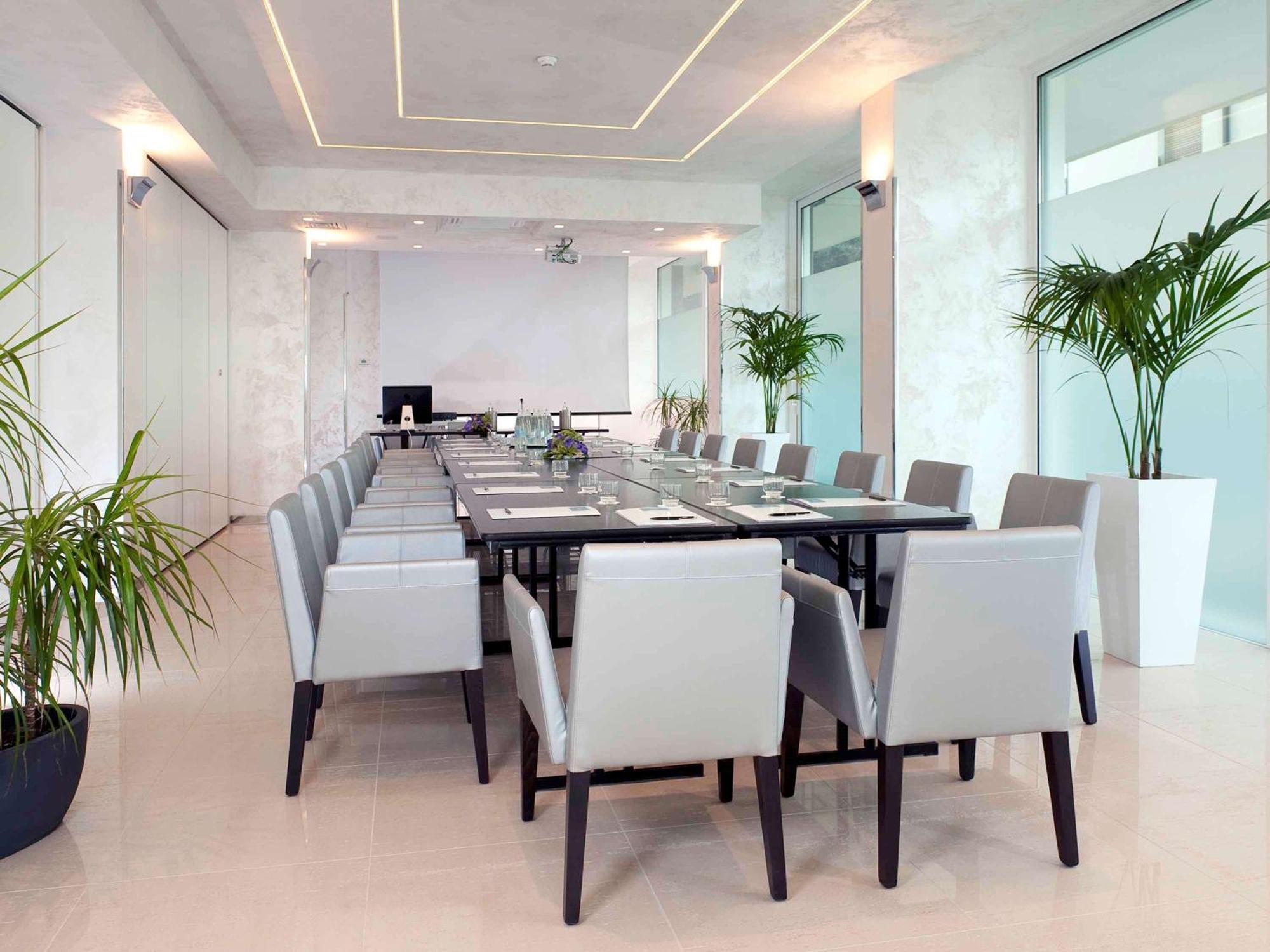 Mercure Hotel Rimini Artis Экстерьер фото