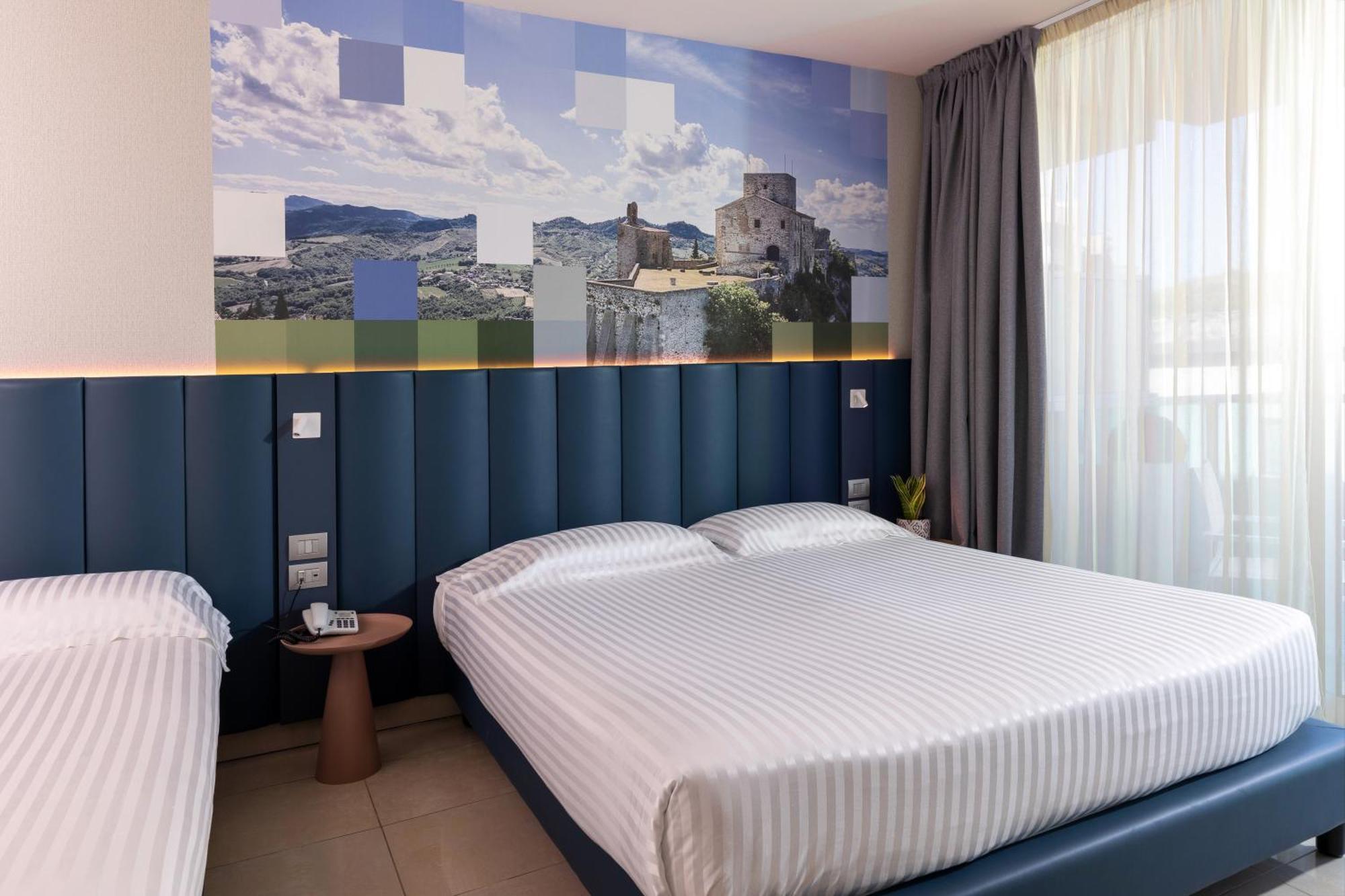 Mercure Hotel Rimini Artis Экстерьер фото