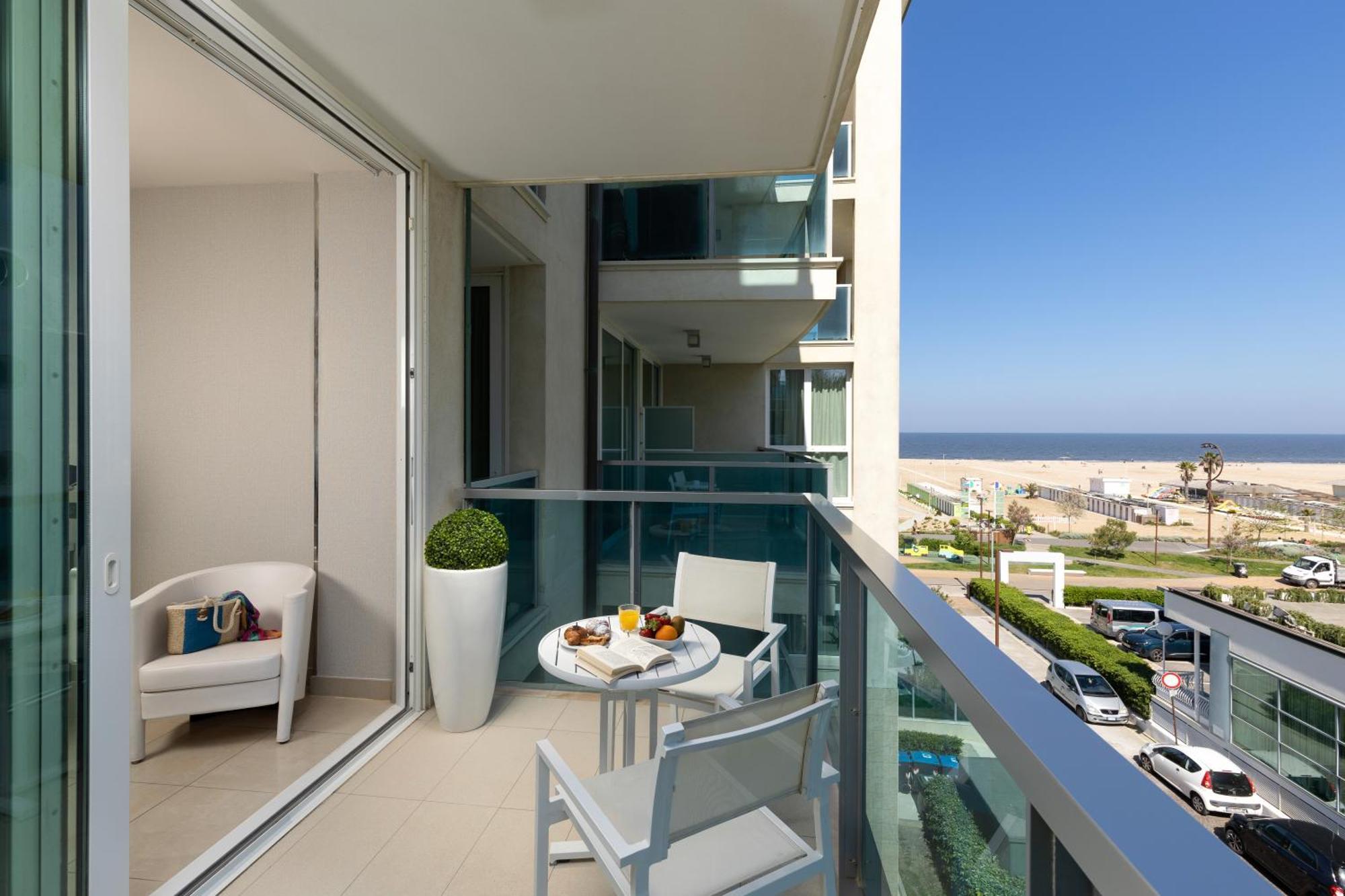Mercure Hotel Rimini Artis Экстерьер фото