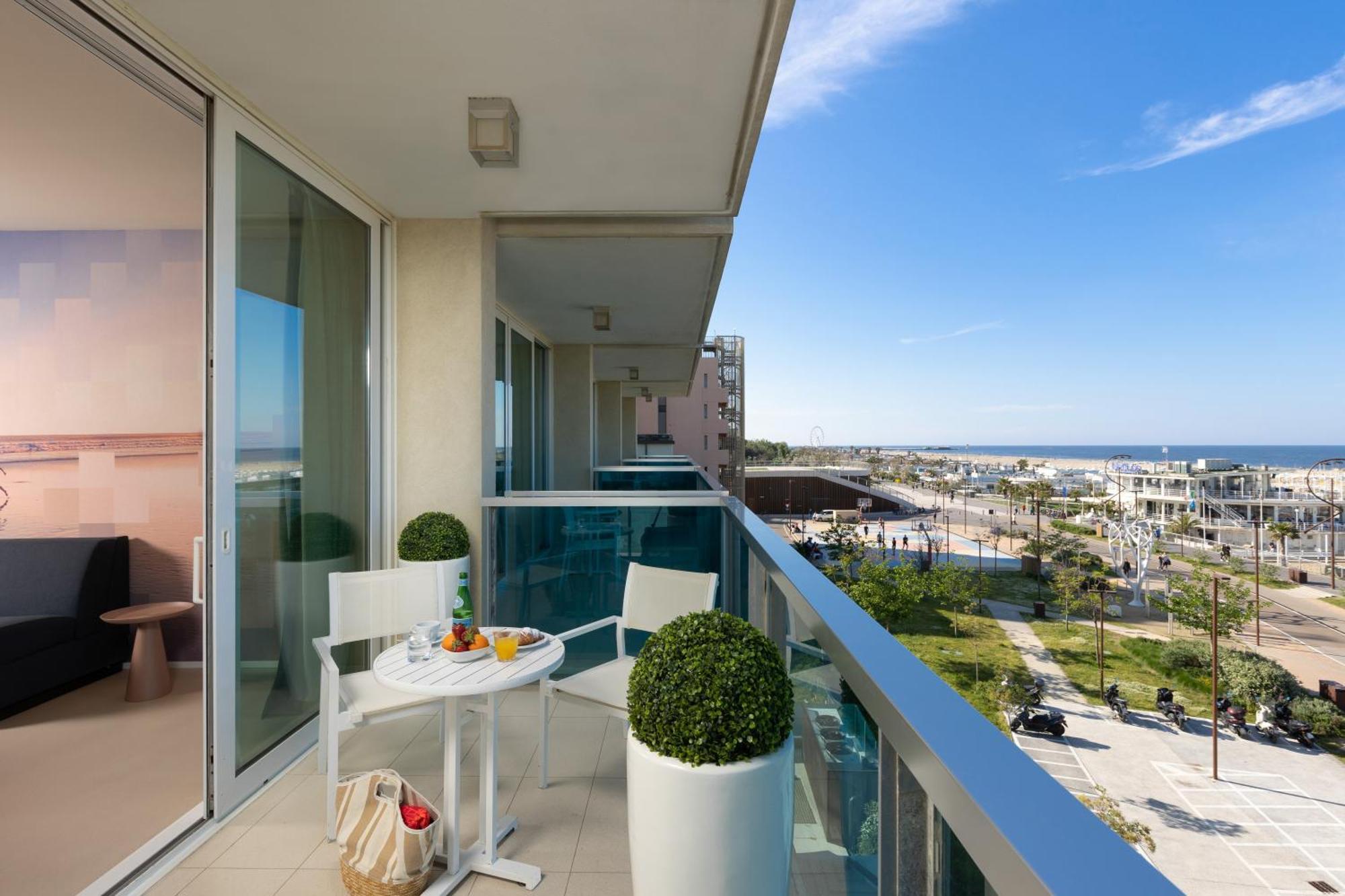 Mercure Hotel Rimini Artis Экстерьер фото