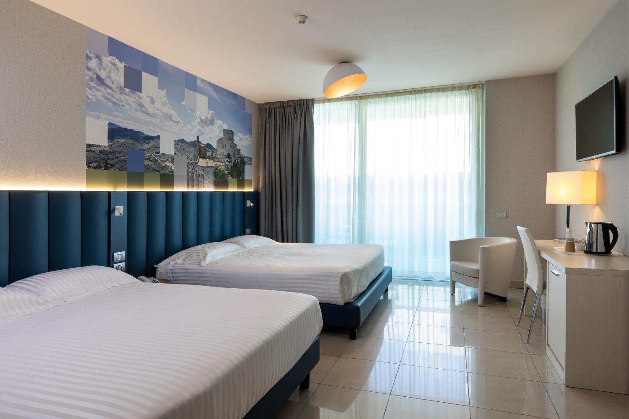 Mercure Hotel Rimini Artis Экстерьер фото