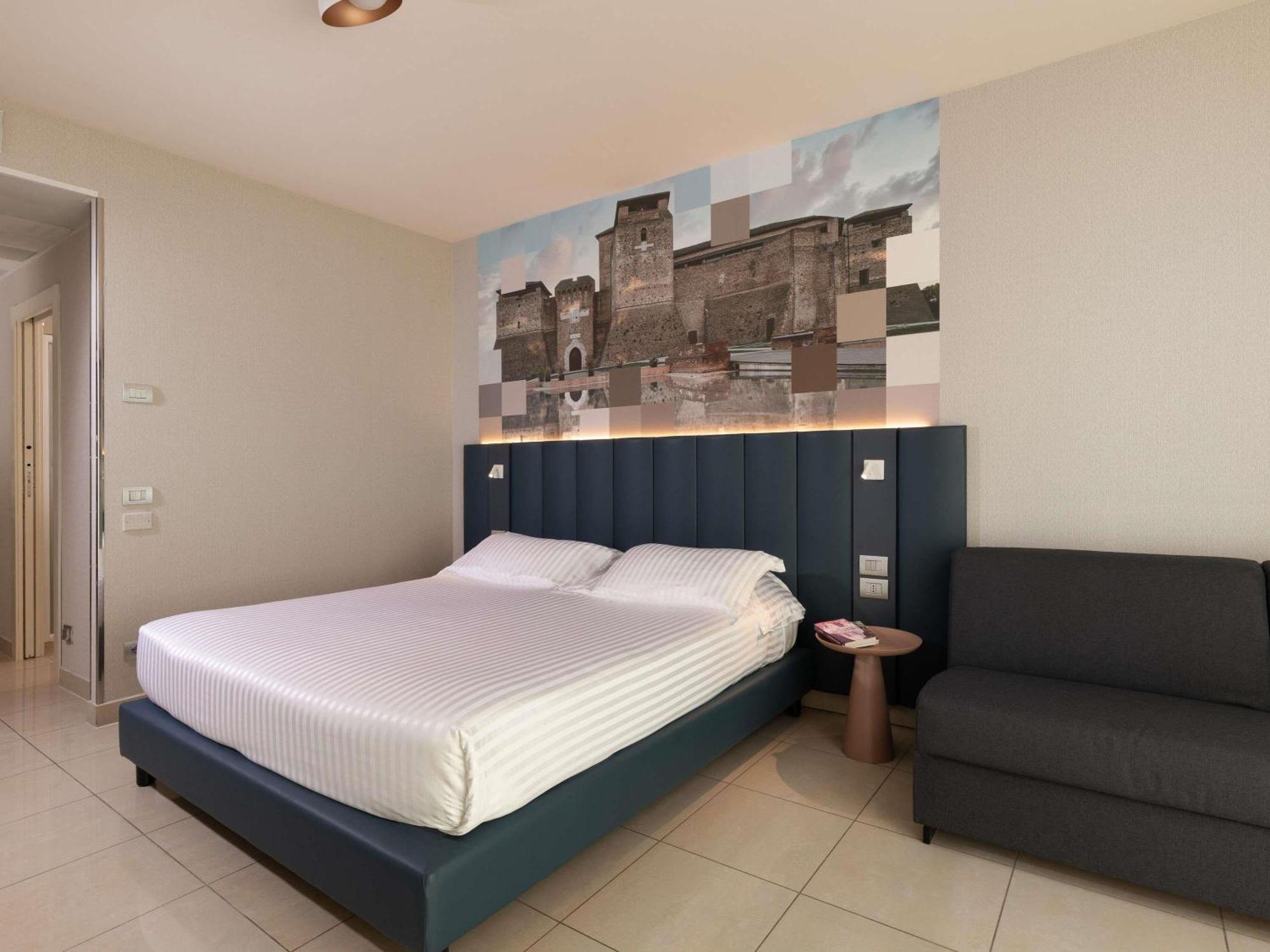 Mercure Hotel Rimini Artis Экстерьер фото
