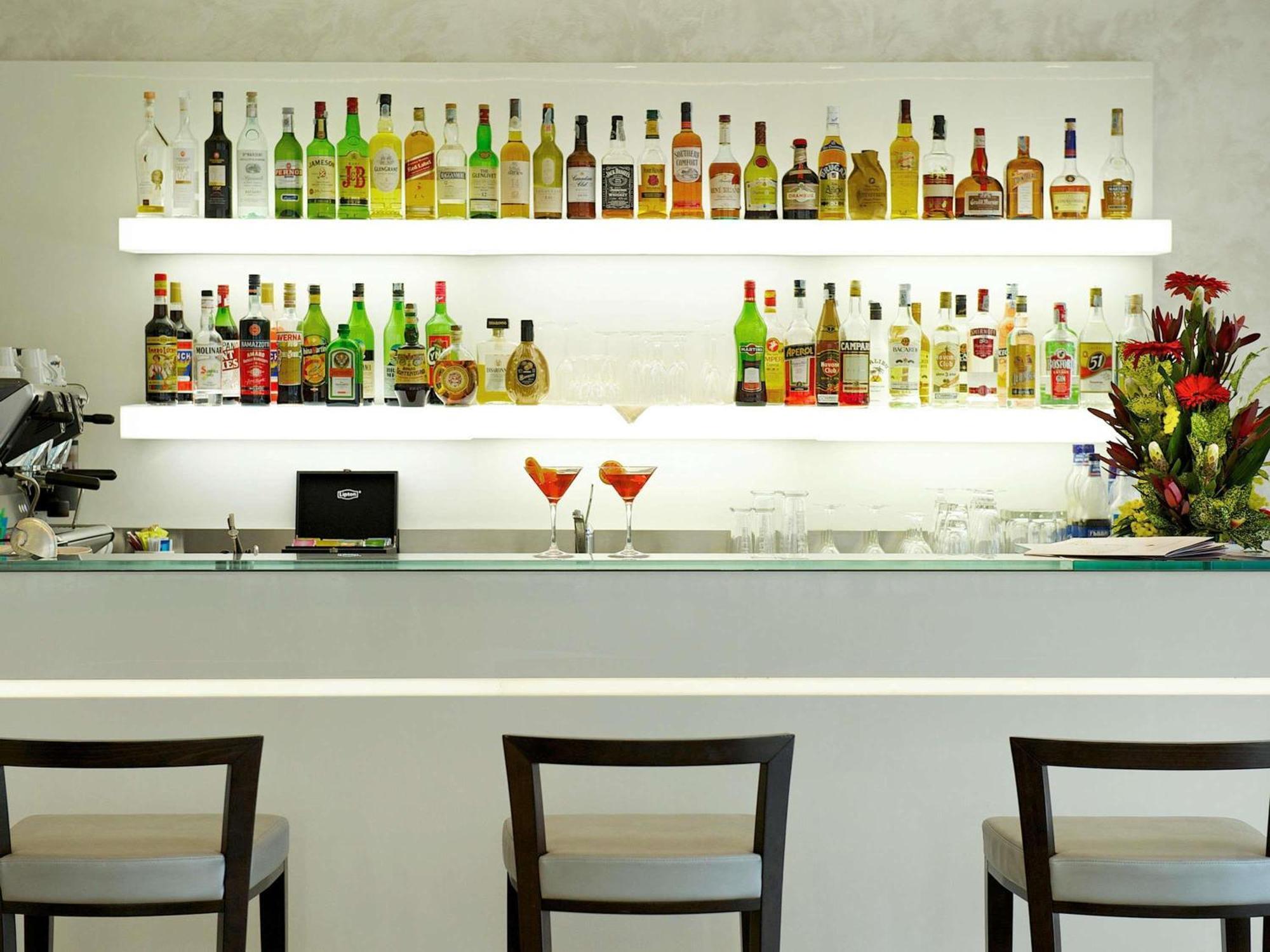 Mercure Hotel Rimini Artis Экстерьер фото